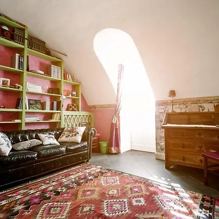 La Finestra Sul Cortile Apartment Aosta Exterior photo